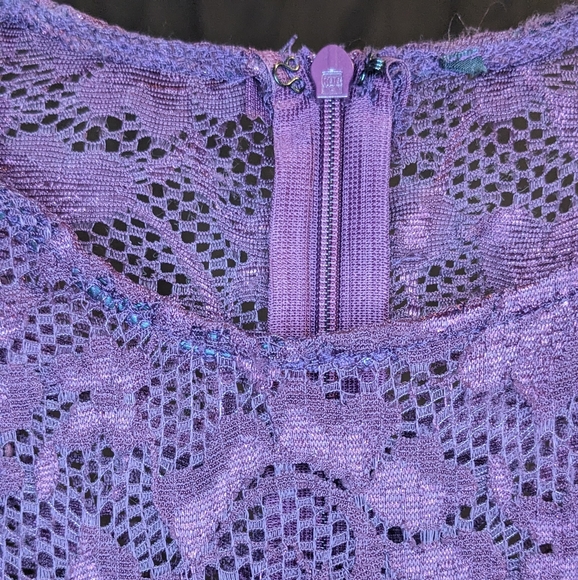 AX Paris Bodycon Midi Dress, Lace, Burgundy, Size 10 - Picture 4 of 5